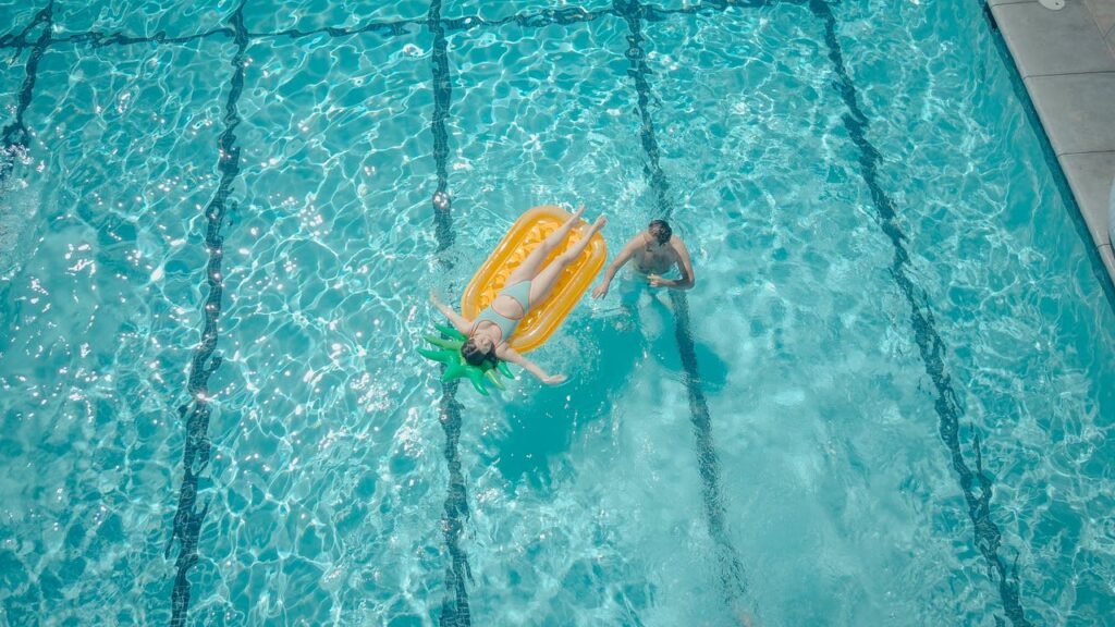 Riesgos en piscinas sin socorrista ni vigilancia
