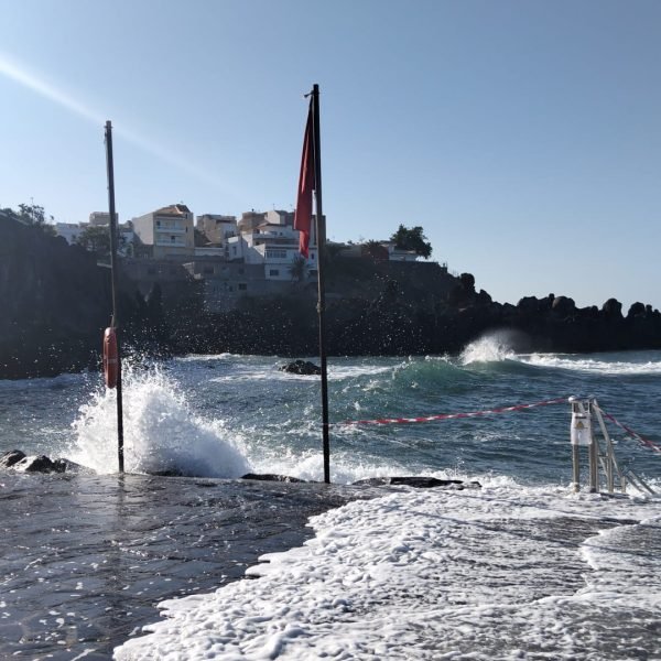 6a3ac504-64b8-43e6-bdea-540c49592417